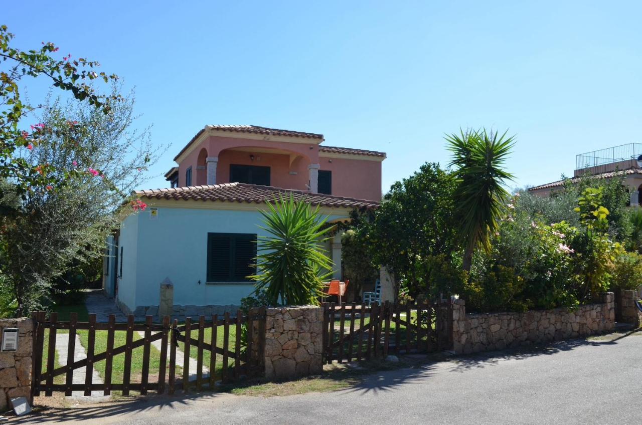Iss Travel, La Padula - Apartments With Private Veranda And Parking San Teodoro  Exterior foto