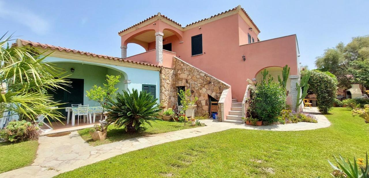 Iss Travel, La Padula - Apartments With Private Veranda And Parking San Teodoro  Exterior foto