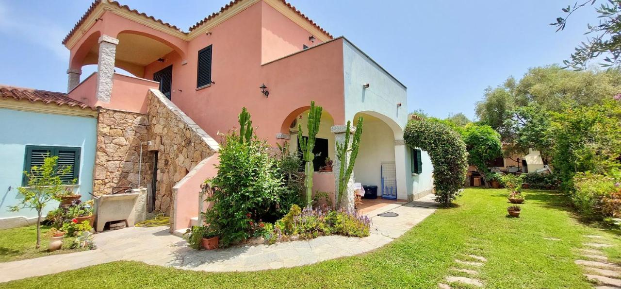 Iss Travel, La Padula - Apartments With Private Veranda And Parking San Teodoro  Exterior foto